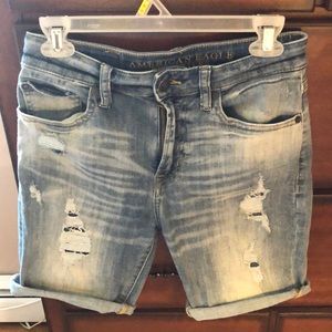 American Eagle men’s shorts